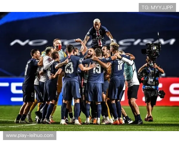 阿列尼切夫世界波一锤定音助波尔图夺冠缔造欧战辉煌时刻